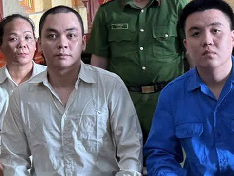 Mẹ con cùng vào tù vì làm điều phi pháp