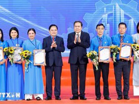 Chủ tịch Quốc hội Trần Thanh Mẫn: Các cấp Công đoàn tập trung nâng cao năng suất lao động và tăng trưởng hai con số