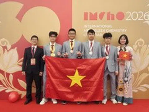 Đoàn học sinh Việt Nam giành 4/4 huy chương tại Olympic Hóa học quốc tế Mendeleev 2026