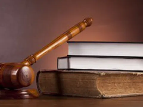 Tổng rà soát văn bản quy phạm pháp luật, hoàn thiện thể chế, khơi thông nguồn lực tăng trưởng