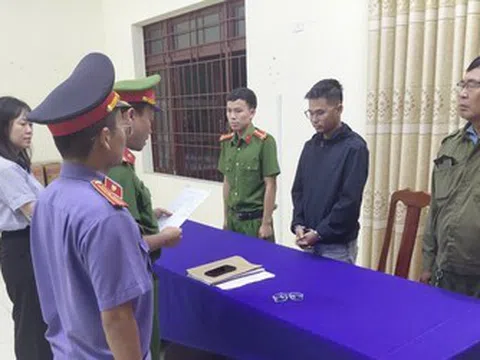 Khởi tố tài xế bỏ chạy trong vụ ô tô phát nổ cháy ở cây xăng khiến 2 thiếu niên tử vong