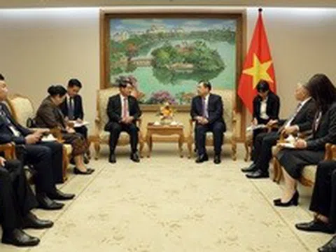 Phó Thủ tướng Thường trực Chính phủ Phạm Gia Túc tiếp Bí thư Thành ủy, Chủ tịch HĐND Thủ đô Vientiane (Lào)