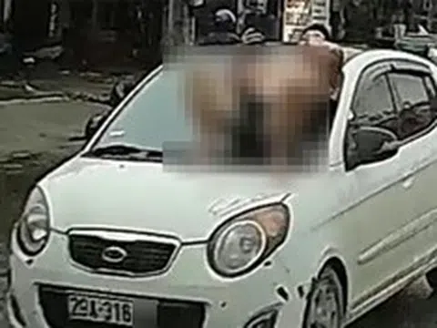 Khởi tố bố vợ và con rể trong vụ nằm trên nắp capo ô tô đang chạy ở Hà Nội
