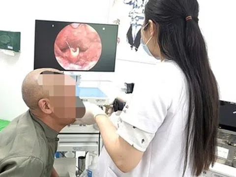 Nhai đá sau vận động, người đàn ông 66 tuổi suýt mất mạng chỉ vì sai lầm này
