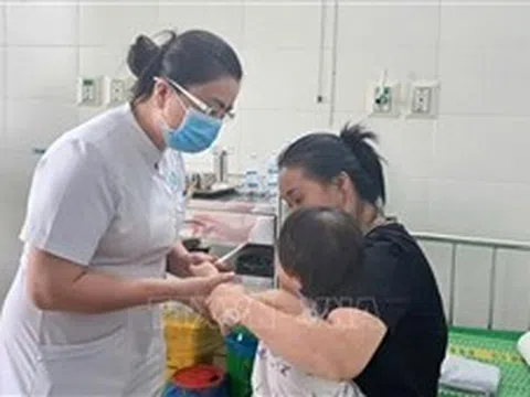 Chủ động ngăn nguy cơ 'dịch chồng dịch'