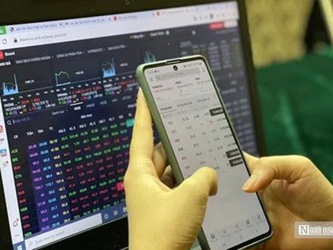 Chủ tịch QCC muốn “thoát sạch” cổ phiếu sau nửa năm gom vào