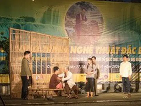 Khai mạc Chương trình nghệ thuật đặc biệt về Bác Hồ tại Pác Bó (Cao Bằng)