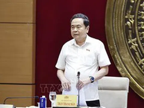 Chủ tịch Quốc hội: Không để cán bộ làm việc theo thói quen cũ trong nhiệm kỳ có yêu cầu mới