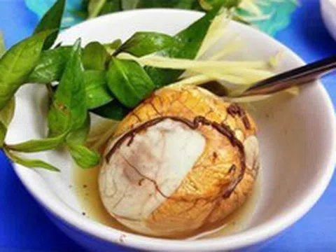 Trứng vịt lộn: Nguồn năng lượng tuyệt vời bồi bổ cơ thể nhưng nhiều người không nên ăn