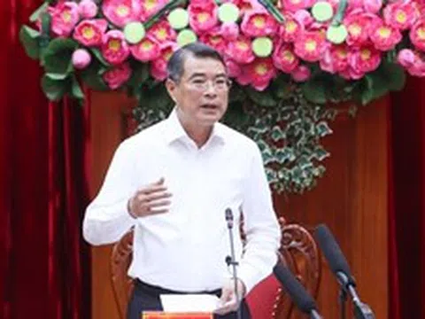 Thủ tướng: Vĩnh Long cần đặc biệt quan tâm tư duy hành động, đổi mới sáng tạo, kiến tạo phát triển