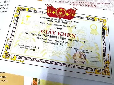 Cảnh báo nguy cơ lộ dữ liệu cá nhân từ việc khoe "Giấy khen" lên mạng xã hội