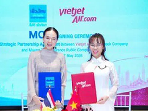Vietjet đồng hành cùng bóng đá và tình hữu nghị Việt Nam - Thái Lan