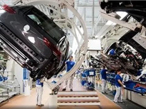 Các hãng xe Đức tìm đường sang ngành quốc phòng giữa khủng hoảng ô tô