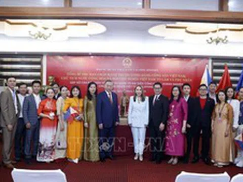 Kịp thời có các chính sách chăm lo cộng đồng người Việt Nam ở nước ngoài