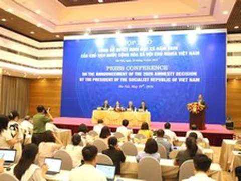 Gần 10.000 phạm nhân được đặc xá