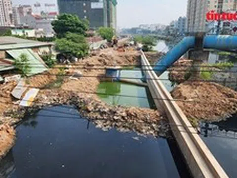 Công trường kênh Tham Lương-Bến Cát-rạch Nước Lên ngổn ngang, vắng bóng công nhân