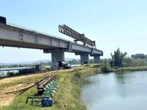 Đà Nẵng: Cắt hợp đồng nhà thầu, cầu trăm tỷ có thoát cảnh dang dở?