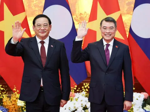Tiếp tục cụ thể hóa nội hàm "gắn kết chiến lược" Việt - Lào trên các phương diện