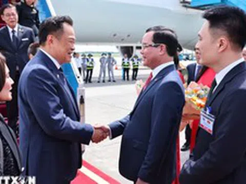Thủ tướng Thái Lan đến Hà Nội, bắt đầu thăm chính thức Việt Nam và dự AFF 2026