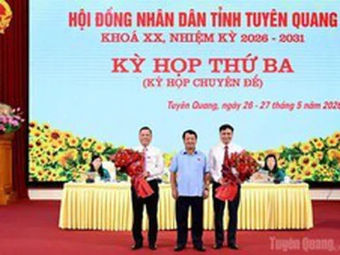 Phê chuẩn kết quả bầu chức vụ Phó Chủ tịch UBND tỉnh Tuyên Quang