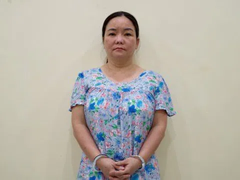 Video lời khai của "bà trùm" Chành cua 46 về việc sử dụng luật ngầm trong giới vận chuyển cua