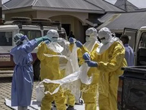 Quốc tế khẩn cấp tăng viện trợ giúp CHDC Congo chống Ebola
