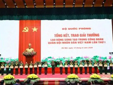 Đại tướng Phan Văn Giang dự Lễ trao Giải thưởng Lao động sáng tạo trong Công đoàn Quân đội lần thứ I