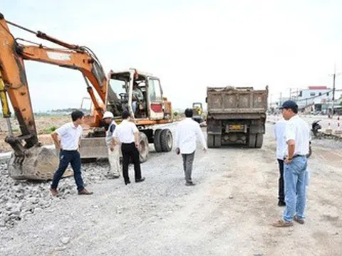 Sau phản ánh của Người Đưa Tin, Sở Xây dựng Đồng Nai kiểm tra vụ đá phong hóa "chạy" vào dự án nghìn tỷ