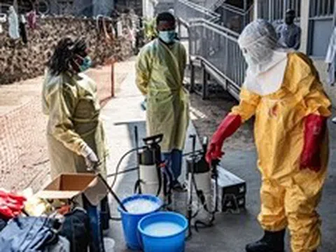 Xung đột làm gia tăng nguy cơ dịch Ebola lan rộng