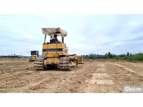 Dồn lực gỡ nút thắt, đẩy nhanh tiến độ GPMB tuyến cao tốc gần 24.000 tỷ đồng