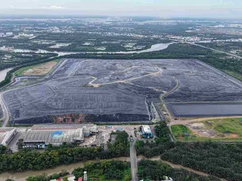 Cuộc sống khốn khổ của người dân gần bãi rác lớn nhất Tp.HCM