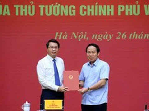 Công bố Quyết định bổ nhiệm đồng chí Trần Anh Tiến giữ chức Phó Chủ nhiệm Văn phòng Chính phủ