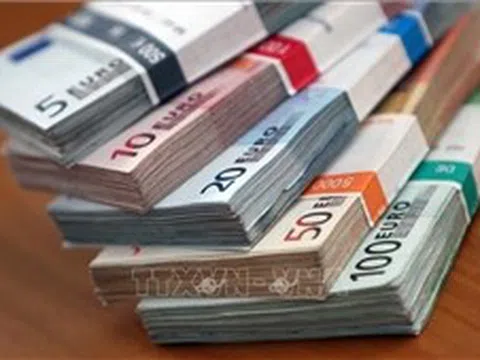 ECB cân nhắc tăng gấp đôi tỷ lệ dự trữ bắt buộc