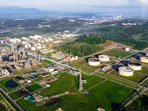 Nhiều doanh nghiệp Singapore muốn đầu tư khu công nghiệp và vùng nguyên liệu tại Quảng Ngãi