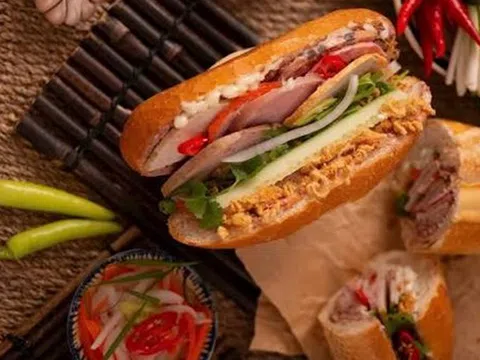 Vụ bánh mì gây ngộ độc tập thể ở Đà Nẵng: Hai cơ sở bị phạt hơn 50 triệu đồng
