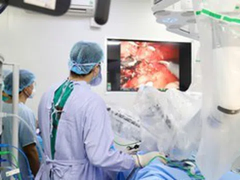 Lần đầu Việt Nam đào tạo phẫu thuật nội soi robot bài bản, thúc đẩy điều trị ung thư bằng công nghệ hiện đại