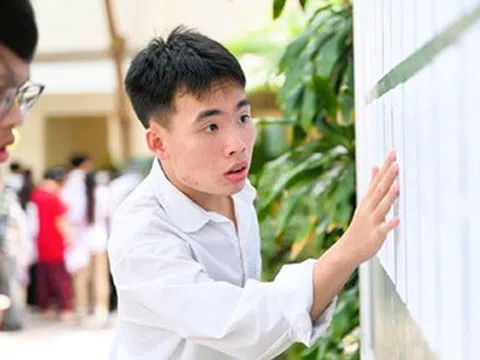 Dự báo phổ điểm thi tốt nghiệp THPT 2026: Điểm chuẩn đại học sẽ biến động thế nào?