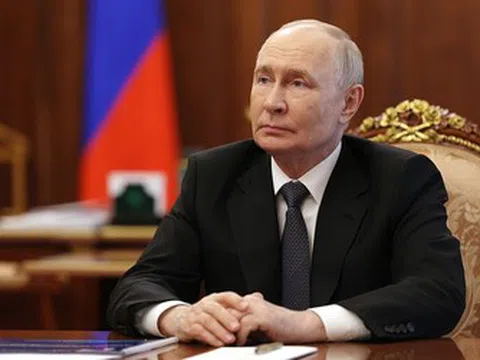 Tổng thống Nga Putin ủng hộ yêu cầu cung cấp thêm nhiên liệu cho vùng Kaliningrad