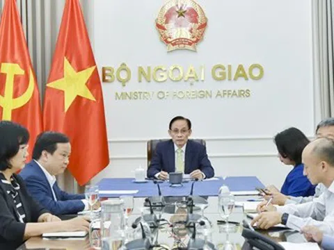Bộ trưởng Ngoại giao Lê Hoài Trung điện đàm với Bộ trưởng Ngoại giao Mexico