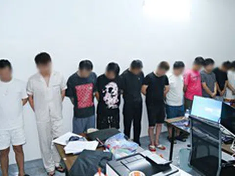 Bắt 11 đối tượng người nước ngoài lập sàn đầu tư giả, lừa đảo qua mạng