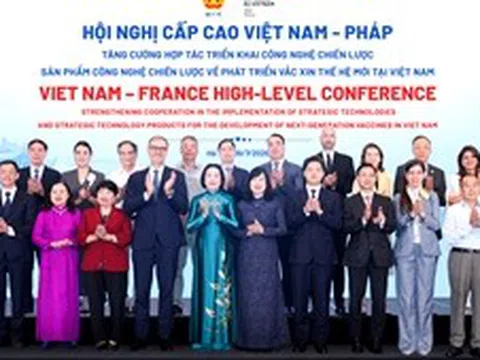 Việt Nam - Pháp tăng cường hợp tác phát triển vaccine thế hệ mới