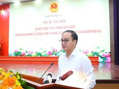 Hơn 2 triệu cán bộ, công chức, viên chức và lực lượng vũ trang được tăng 8% lương cơ sở từ 1/7