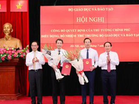 Công bố Quyết định điều động, bổ nhiệm Thứ trưởng Bộ Giáo dục và Đào tạo