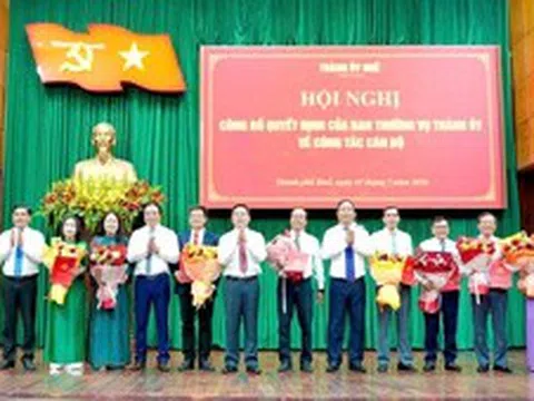 TP. Huế điều động, bổ nhiệm giám đốc các sở, bí thư xã, phường