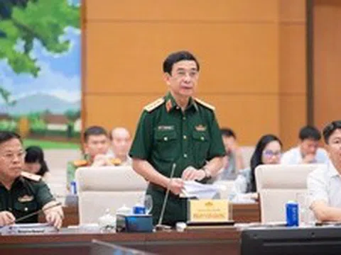 Thể chế hóa kịp thời chủ trương của Đảng về bảo vệ Tổ quốc từ sớm, từ xa