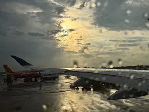 Hàng không chủ động ứng phó với mưa lớn, lũ, lụt, lũ quét, sạt lở đất, lốc, sét, mưa đá