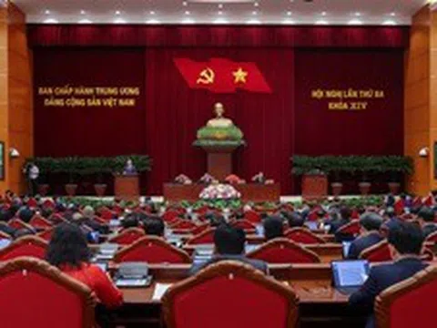 Thông cáo báo chí ngày làm việc thứ ba của Hội nghị Trung ương 3