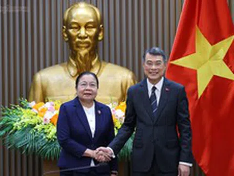 Thủ tướng Lê Minh Hưng tiếp Trưởng Ban Tổ chức Trung ương Đảng Nhân dân Cách mạng Lào