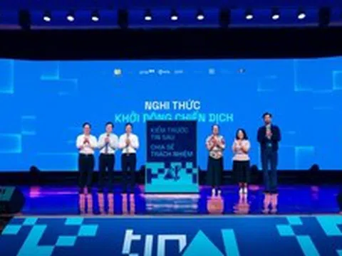 Khởi động 'Chiến dịch TinAI?' và ra mắt bản tin 'Thật giả - Kiểm chứng'