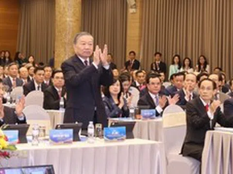 Tổng Bí thư, Chủ tịch nước Tô Lâm dự, phát biểu chỉ đạo Hội nghị Ngoại giao lần thứ 33
